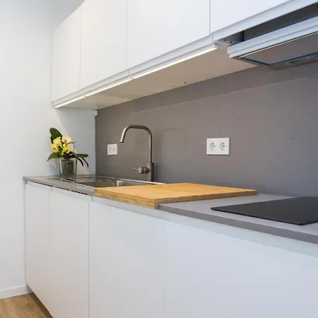 Sado House Apartment *